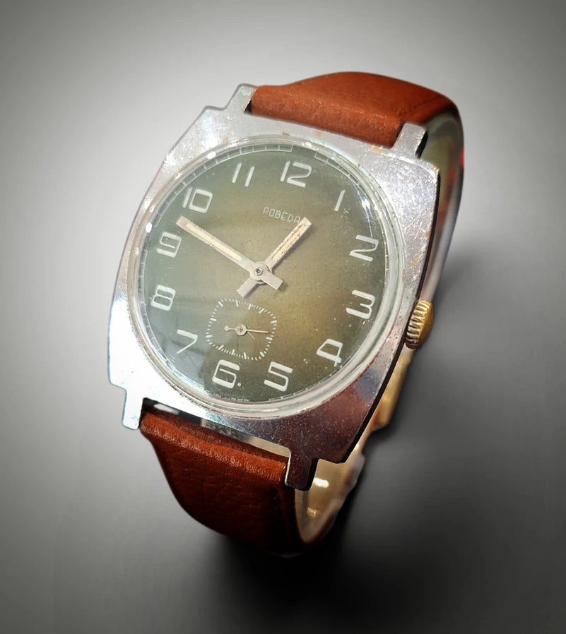 Ceas Pobeda mecanic vintage