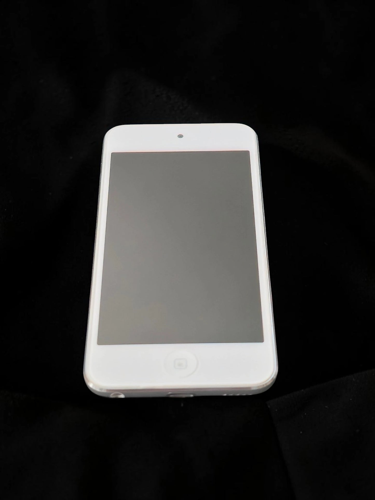 Apple iPod Touch 5 (32GB) Alb/Argintiu – Cutie Originală