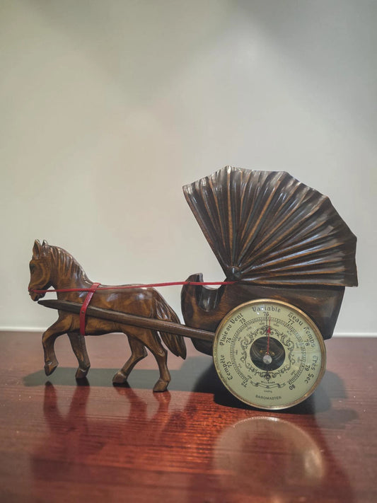 Barometru Aneroid Vintage Baromaster „Horse & Fan Tail” – Lemn Sculptat