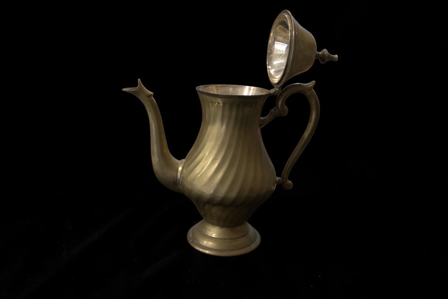 Cafetieră Vintage din Alamă