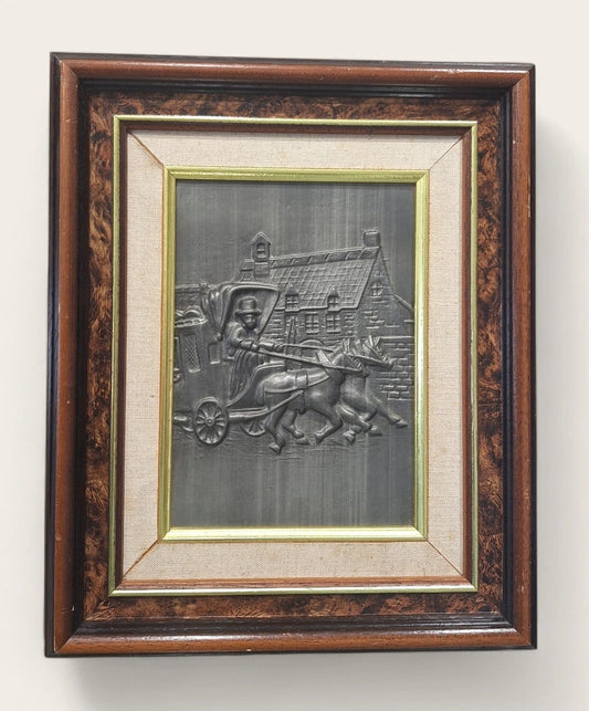 TABLOU DECORATIV RELIEF VINTAGE CU TRĂSURĂ 33x28 cm – ARTĂ CLASICĂ DE PERETE