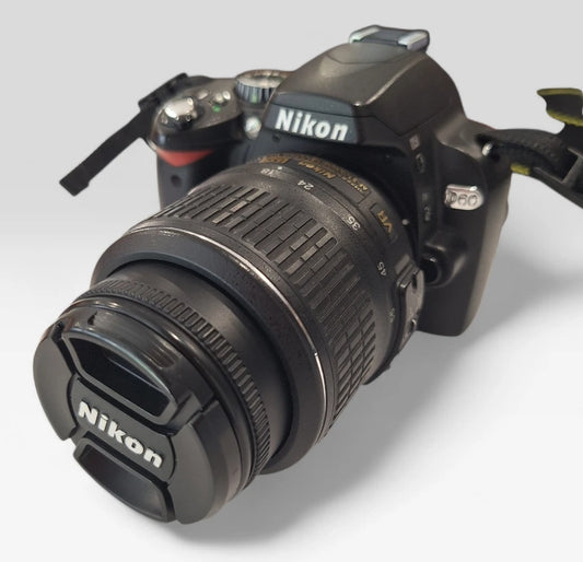 APARAT FOTO DSLR NIKON D60 + OBIECTIV AF-S DX 18-55mm VR