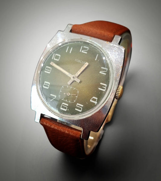 Ceas Pobeda mecanic vintage