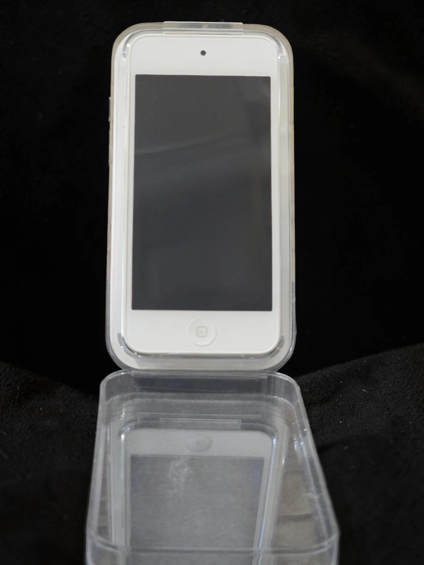 Apple iPod Touch 5 (32GB) Alb/Argintiu – Cutie Originală