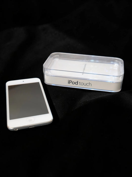 Apple iPod Touch 5 (32GB) Alb/Argintiu – Cutie Originală