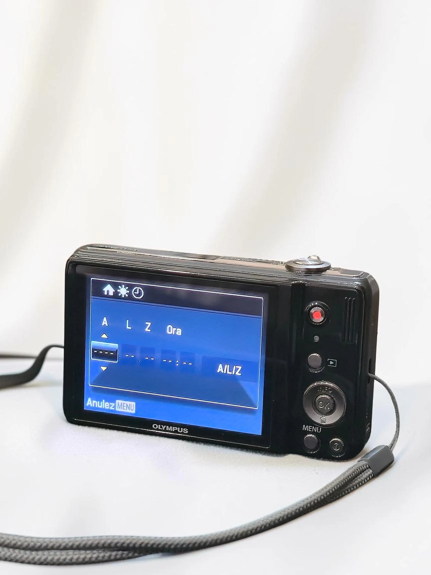 Olympus VR-325 – Aparat Foto Compact 16MP, Zoom Optic 12.5x HD