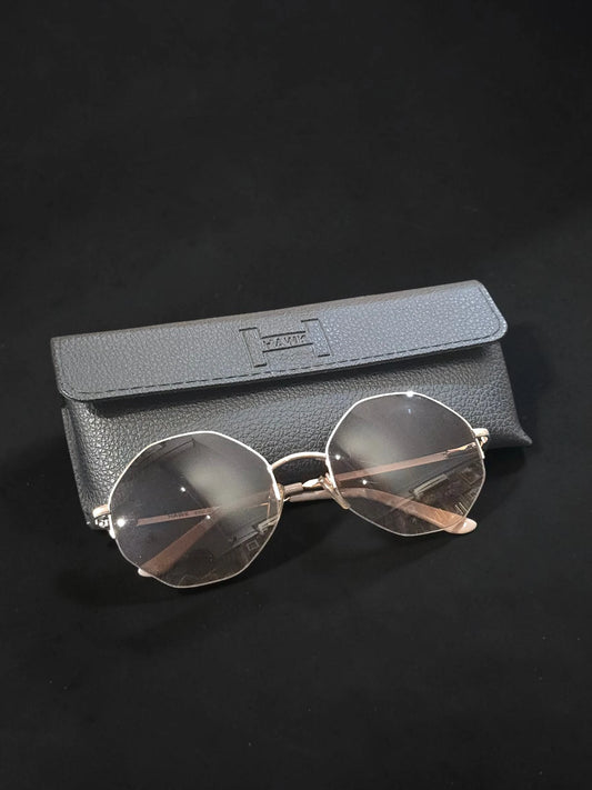 Ochelari de Soare HAWK HW1676 – Ramă Geometrică Aurie – Lentile Gradient