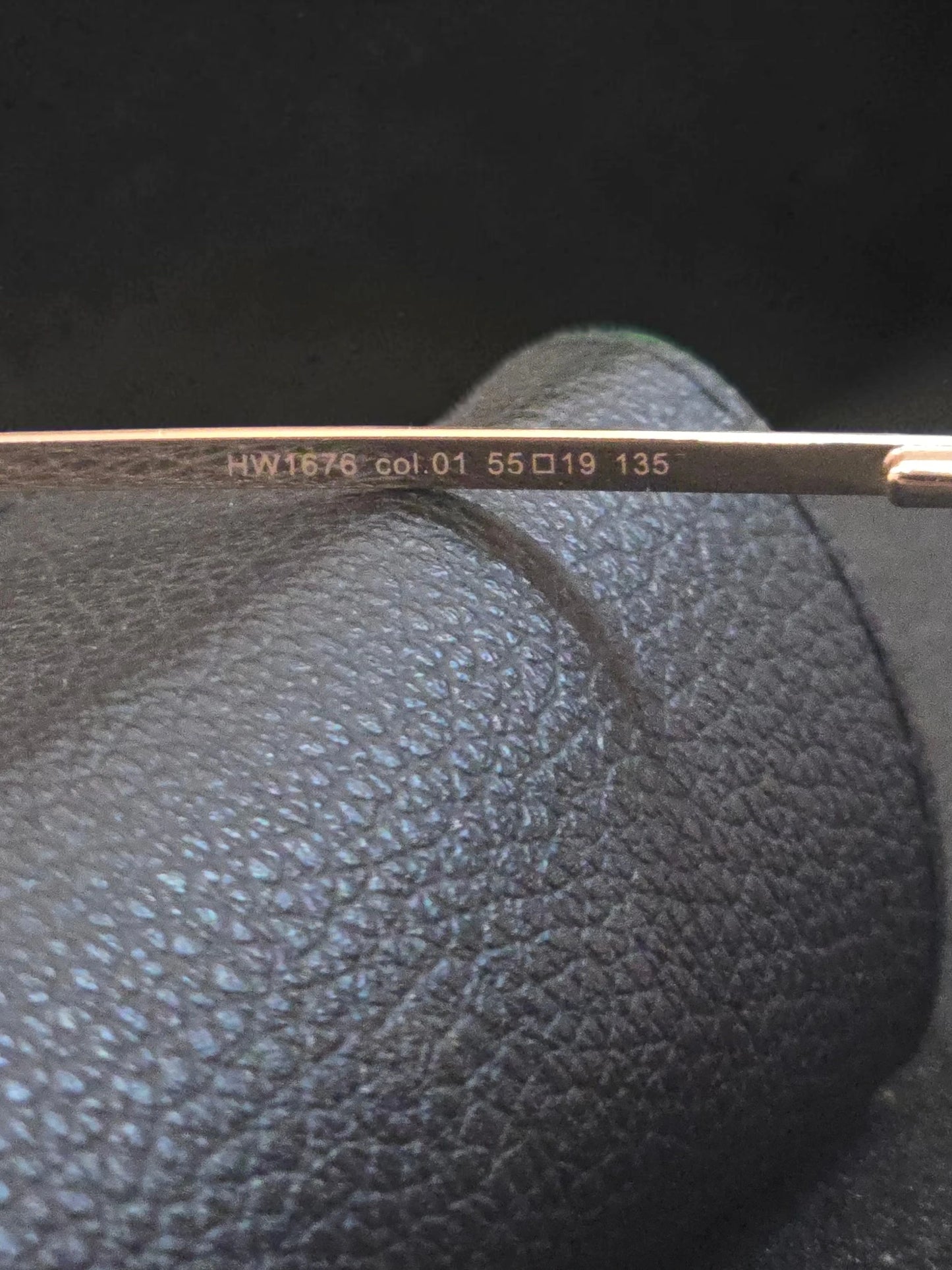 Ochelari de Soare HAWK HW1676 – Ramă Geometrică Aurie – Lentile Gradient