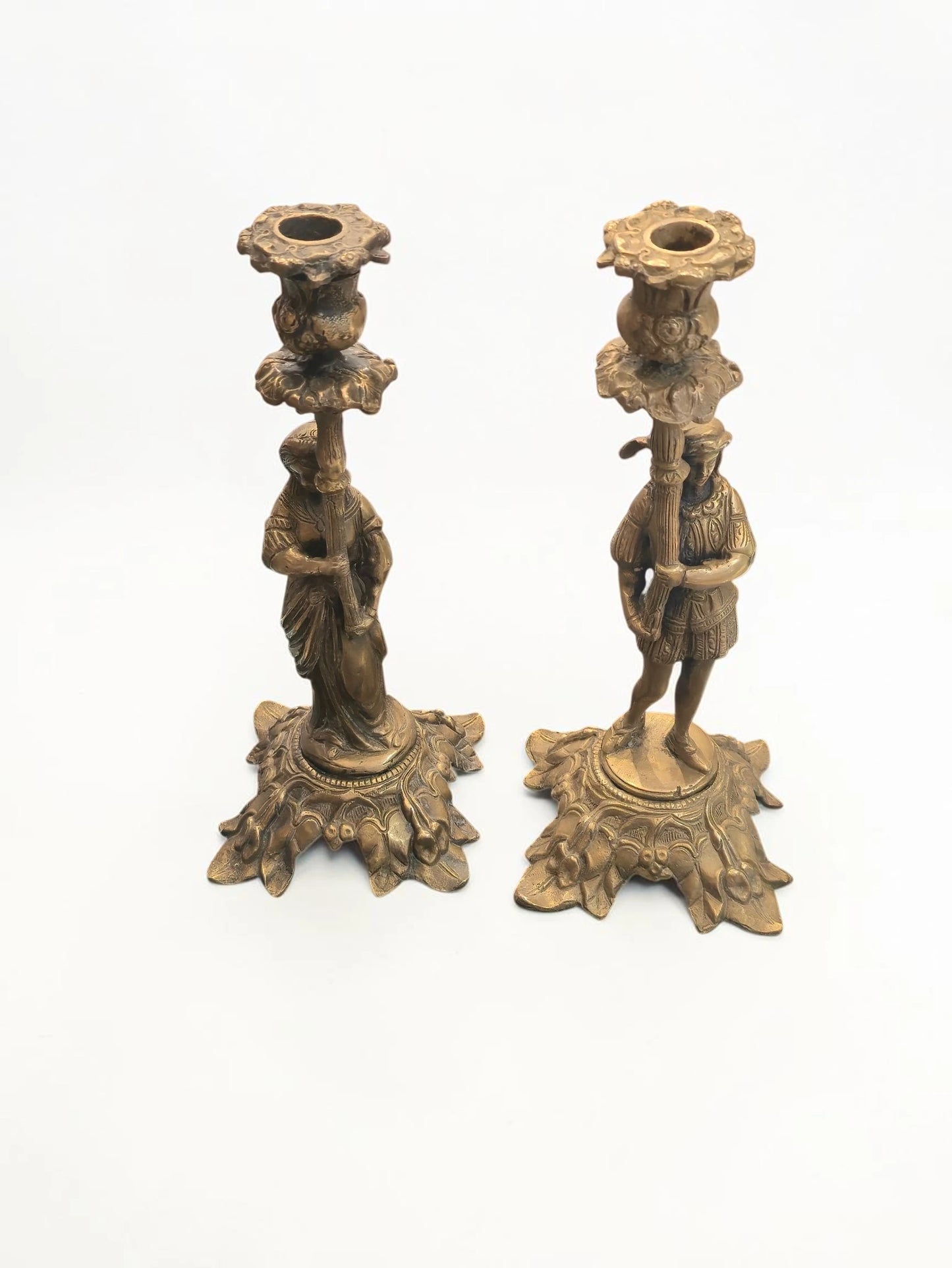Pereche Sfeșnice Figurale Vintage din Bronz – Stil Rococo Baroc – 28 cm