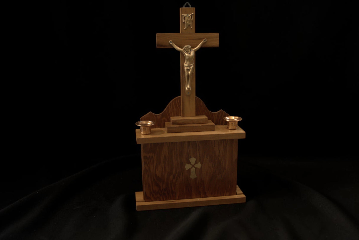 Altar de Rugăciune din Lemn cu Crucifix