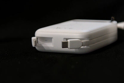 WYE Flux Power Bank cu Cabluri Integrate și Afișaj Digital – Încărcare Rapidă
