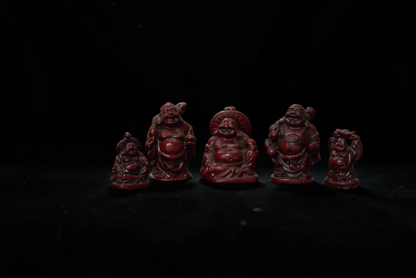 Set 5 Figurine Buddha Norocos Feng Shui din Rășină Roșie