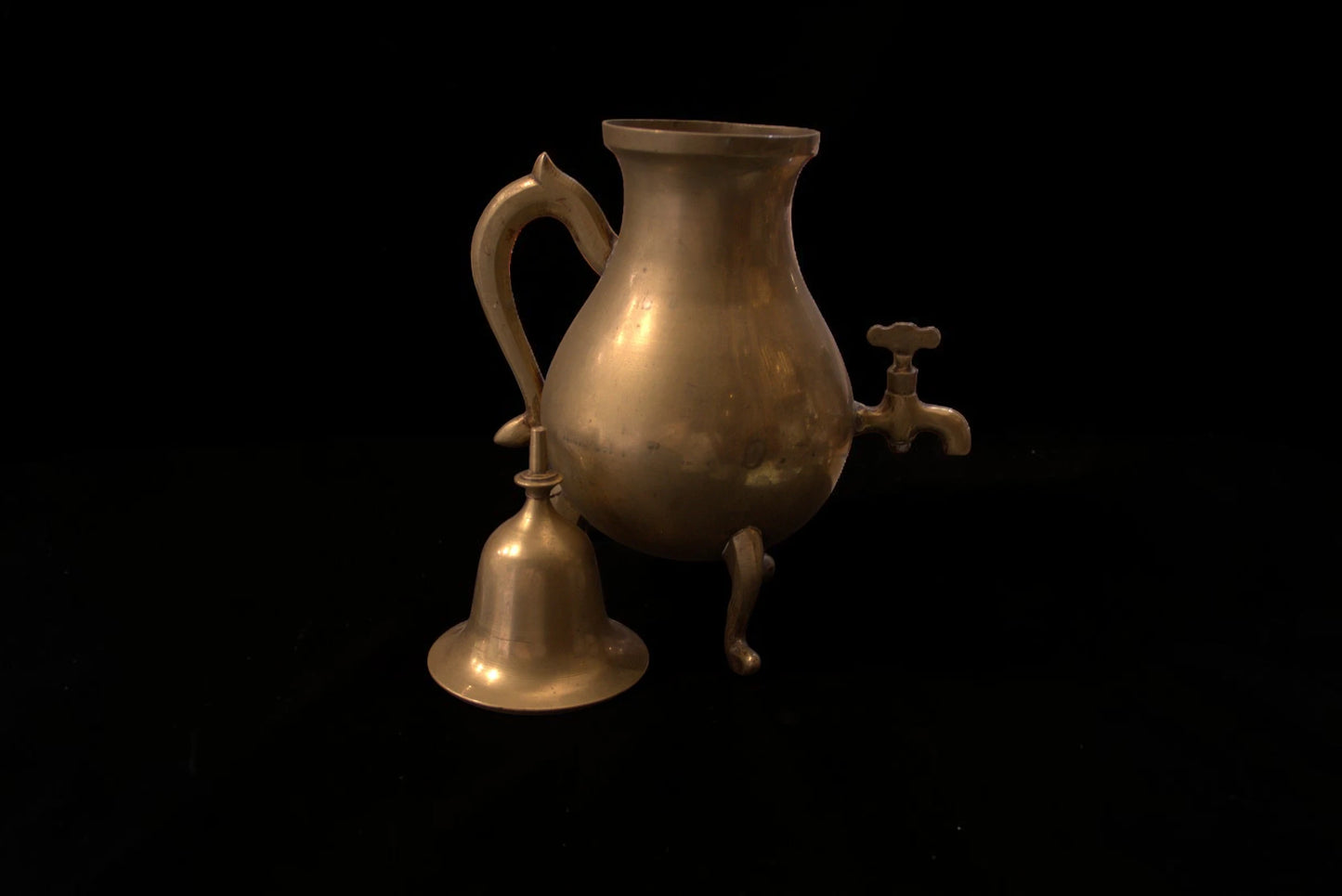Samovar Vintage din Alamă cu Robinet