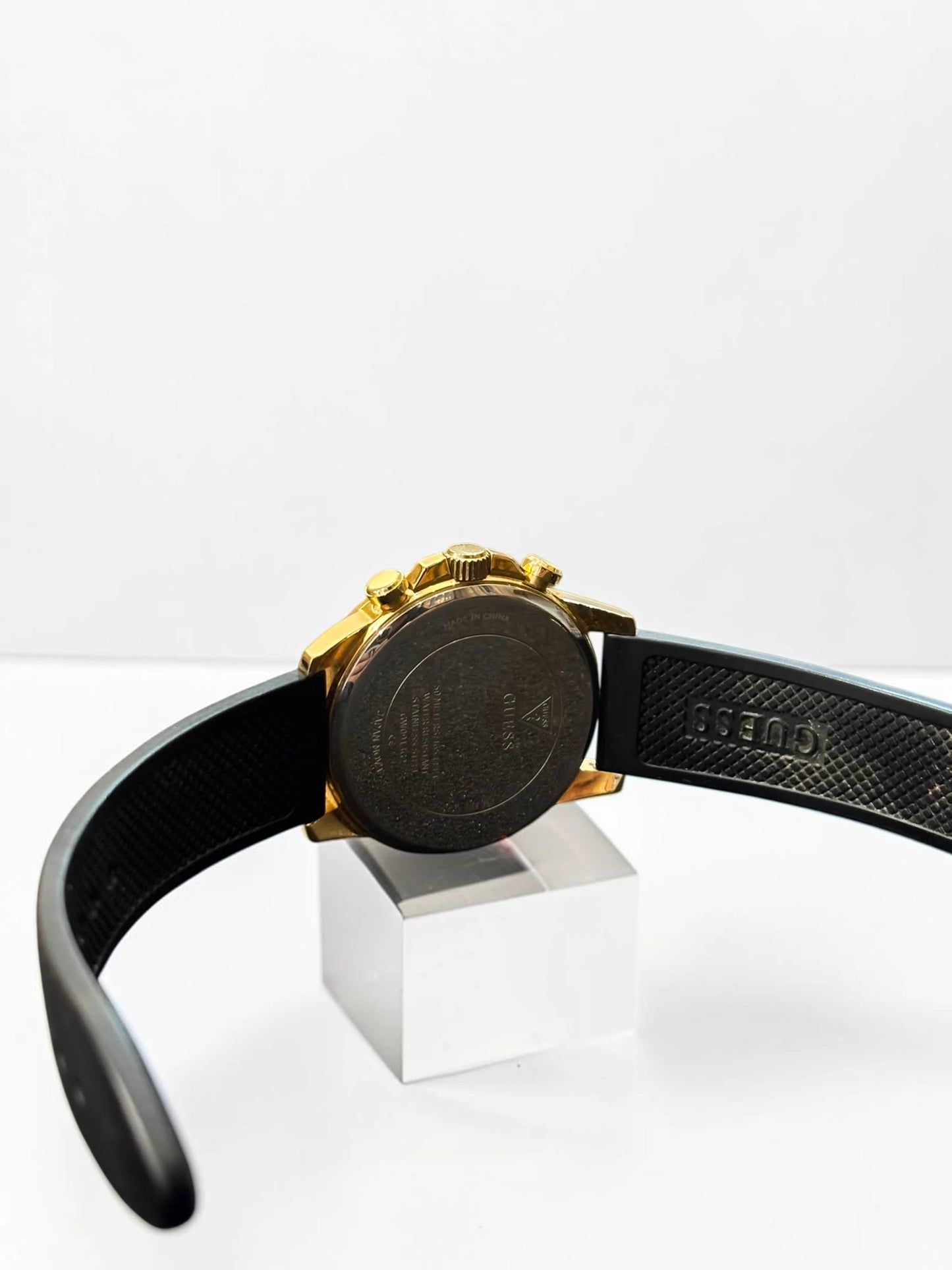 Ceas Guess Walker GW0913G2 – Cronograf – Auriu/Negru