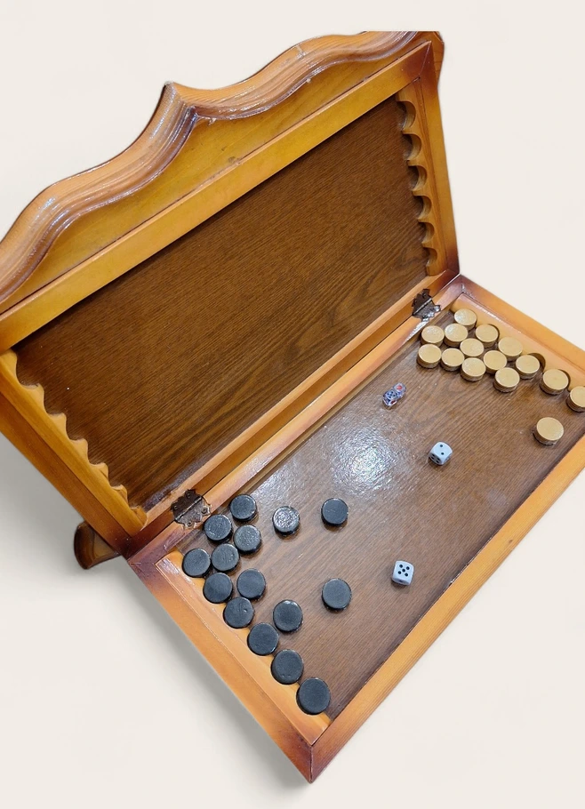 Joc de Table din Lemn – Set Complet, Design Clasic Elegant - imagine 4