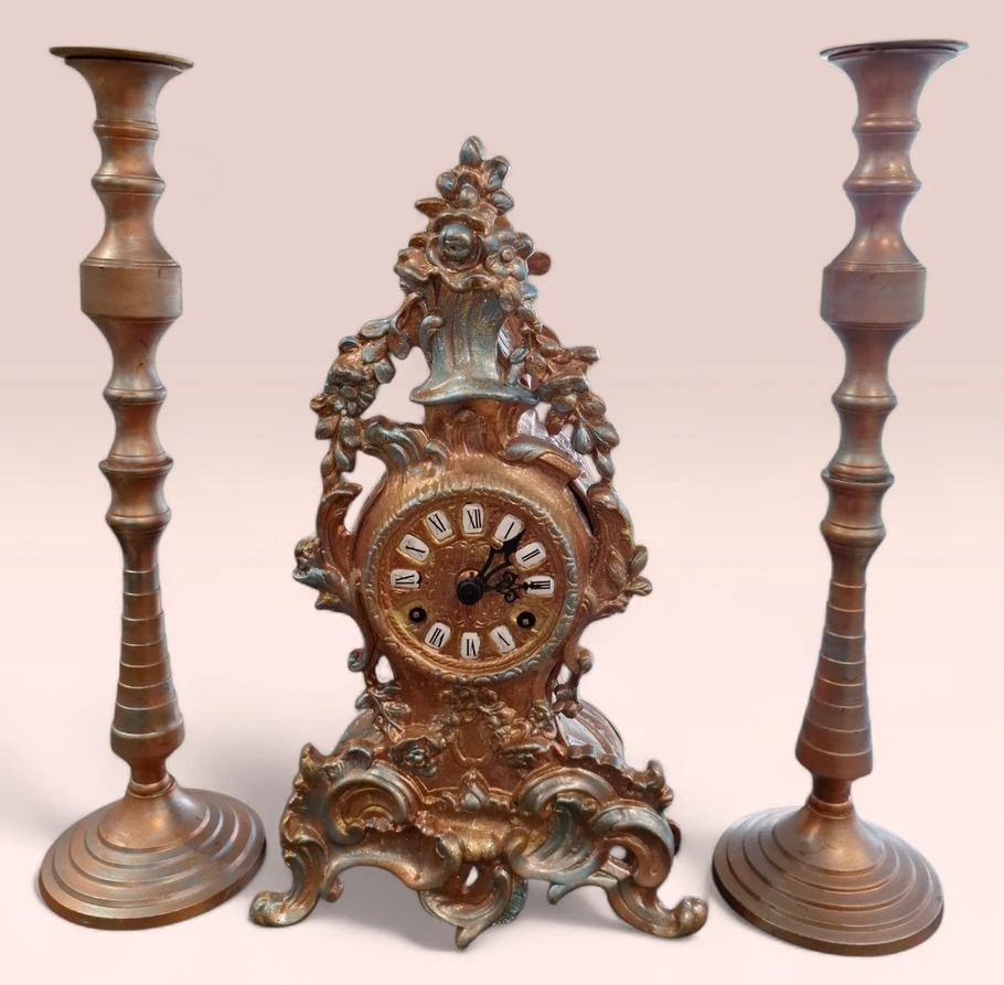 set ceas semineu vintage cu sfesnice metal