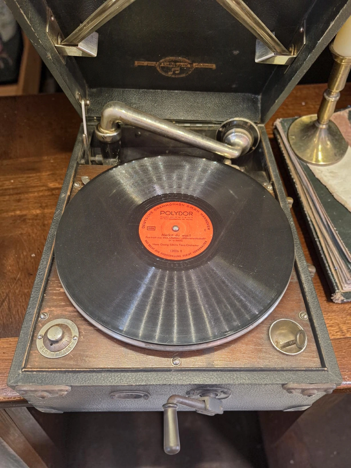 Patefon Columbia vintage original gramofon portabil cu manivela - imagine 3