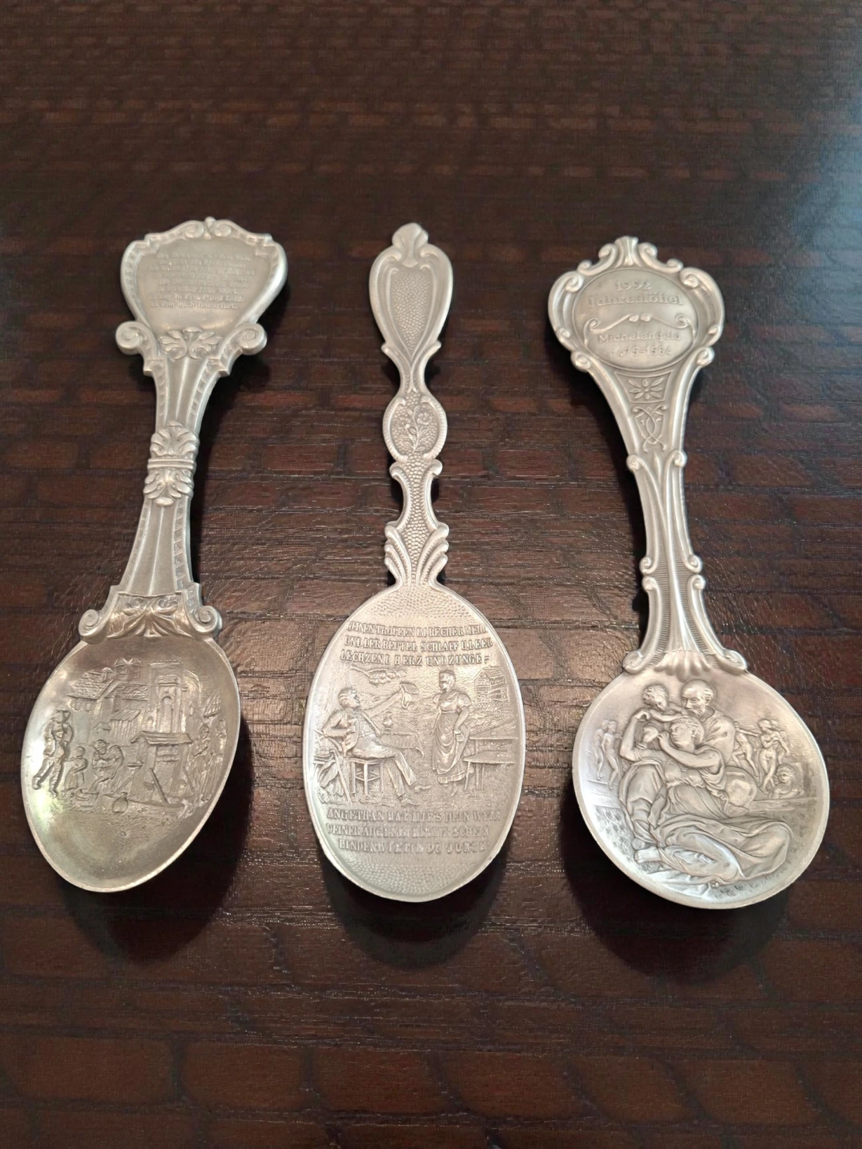 set 3 linguri decorative vintage din zinc 999 cu modele în relief