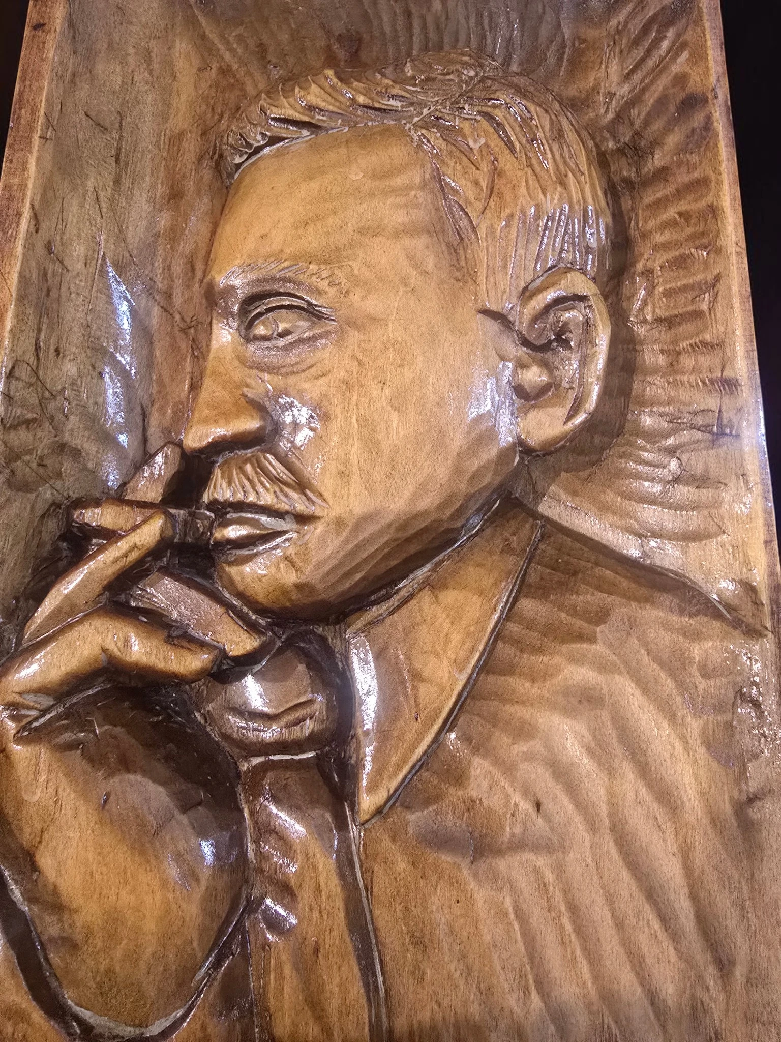 Sculptură din Lemn Sculptată Manual – Portret Vintage - imagine 2